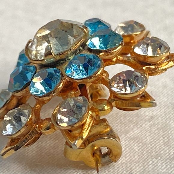 Tiny Brooch Starburst Flower Blue & White Rhinestones - Picture 4 of 6